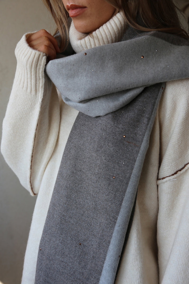 Lowlight Scarf